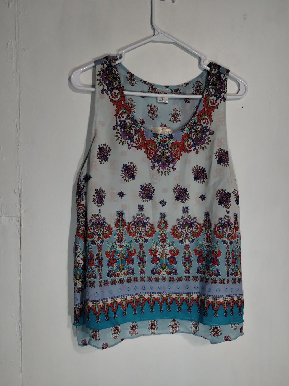 Bila Blue and Red Printed Camisole